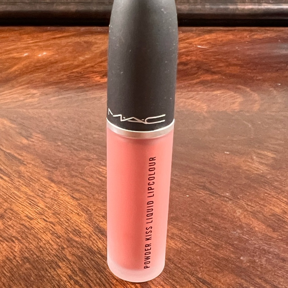 MAC Cosmetics Powder Kiss Liquid Lipcolour - Mull it Over